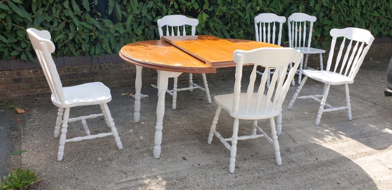 Classic farmhouse style extandable dining table 