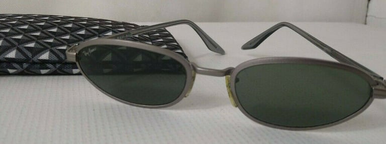 image for vintage RAY-BAN Men's sunglasses