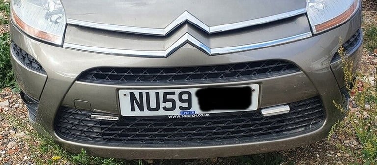 image for Citroen C4 Picasso Front Bumper Brown 2009