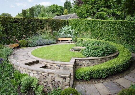 Garden Brick BBQ/Driveway/Paving/Natural stone/Tiling/Landscaping/Bricklayer/Fencing/Fence
