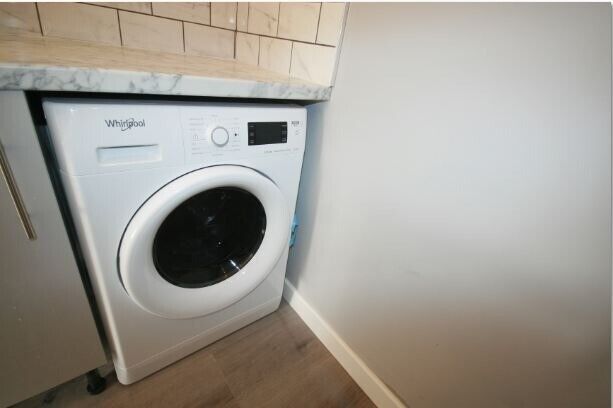 '**HANWELL W7** COSY DOUBLE STUDIO 15 MINUTES PADDINGTON AND HEATHROW 