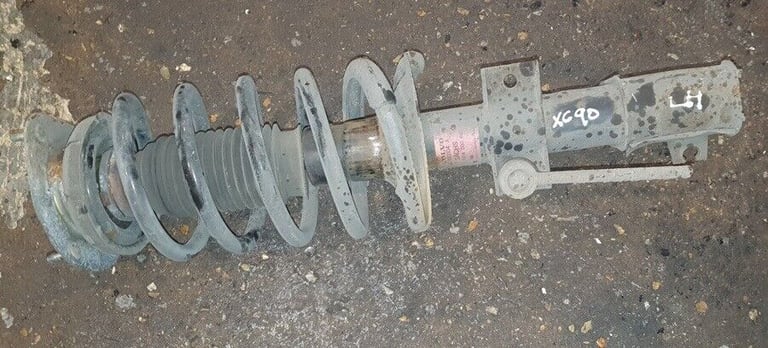 Volvo XC90 D5 2.4 Left Side Front Shock Leg 2005