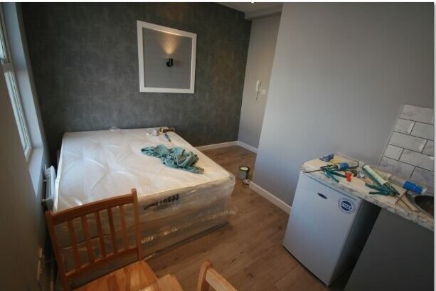 '*HANWELL,W7,* BRAND NEW REFURBISHED STUDIO, Elizabeth line is 15 minutes to Paddington & Heathrow