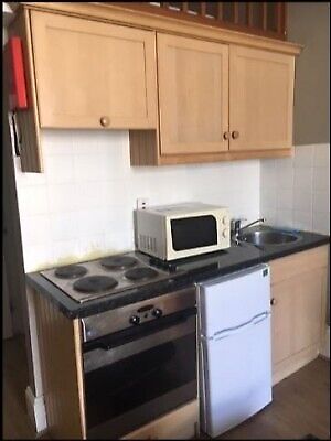 'DOUBLE STUDIO WITH MEZZANINE BED AREA IN NOTTING HILL GATE W2