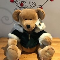 HARRODS CHRISTMAS TEDDY BEAR 2001. Beautiful Condition. Tag Attached