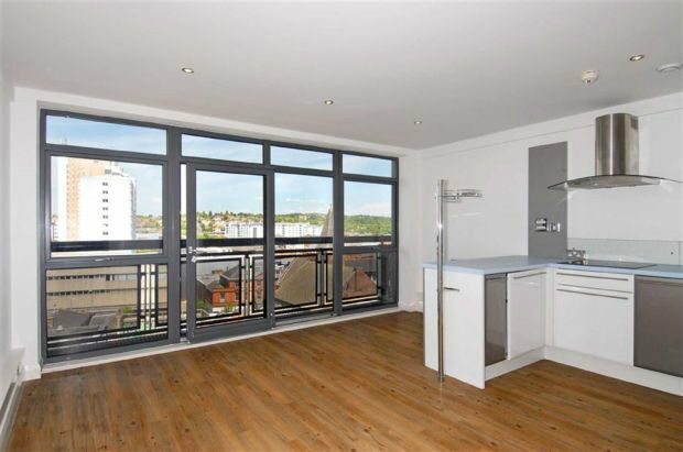 Move in Today - Short Stay Lace Market Luxury Apartment from 65 Pounds a Night, WiFi, Secure Parking