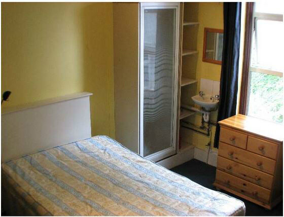 WEST KENSINGTON- CUTE SINGLE STUDIO