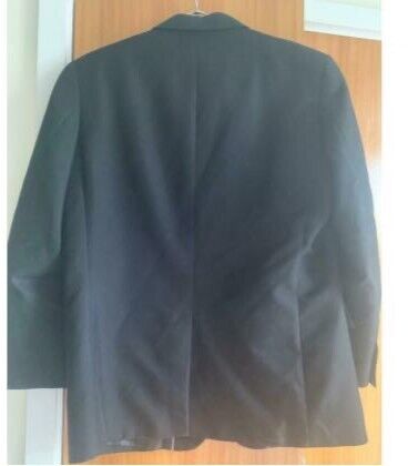 MAN'S CEDARWOOD BLACK 40'' SMART JACKET