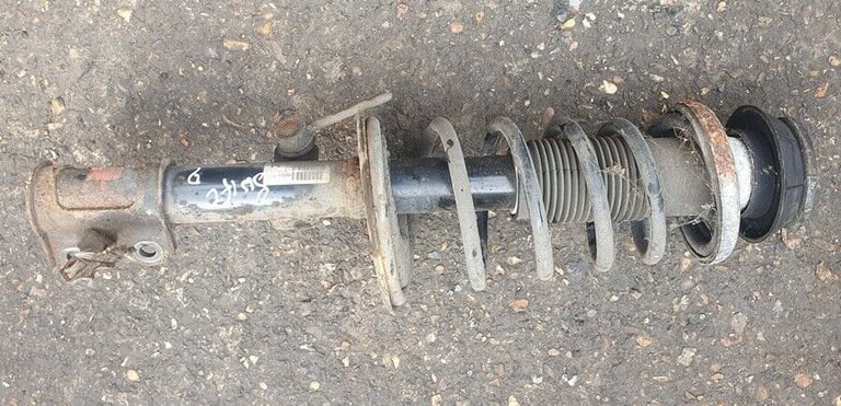 Suzuki Swift Right Side Front Shock Absorber 2009
