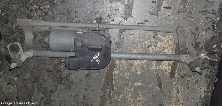 image for VW Golf Mk5 Wiper Motor And Linkage 2006
