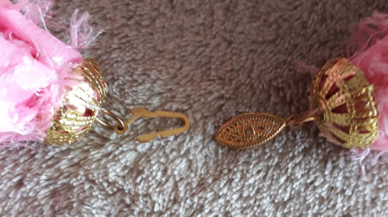 Beautiful Pink Scarf 