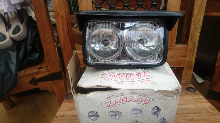 Universal motorcycle light 