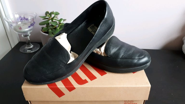 image for Fitflop loafers size 6