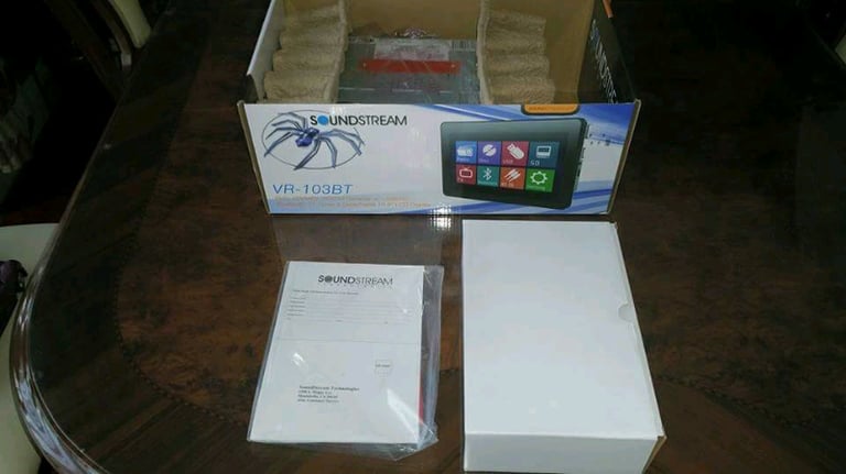 Soundstream VR-103BT car multimedia player
