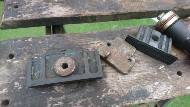 Yamaha dt 125 parts 