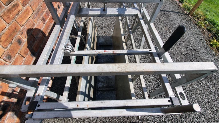 Bateman galvanised sheep lamb weigh scales farm livestock tractor 