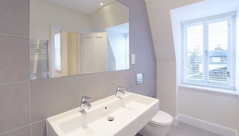 2 BED FLAT HAMLET GARDENS HAMMERSMITH W6 