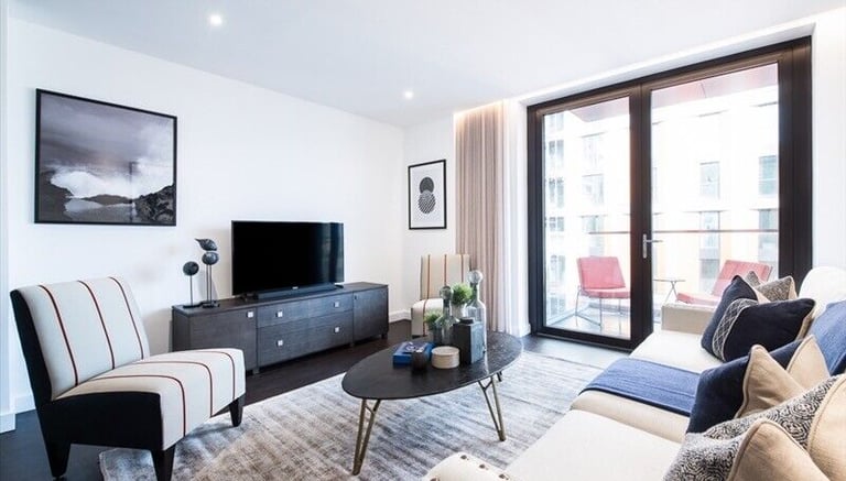 Short Let / Long Let Luxury Furnished 3 bedroom flat in Vauxhall 