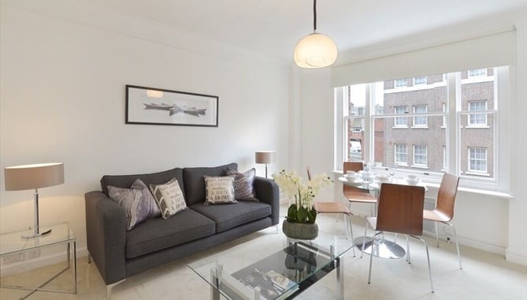 Short Term Let. One bedroom flat in Mayfair Hyde Park