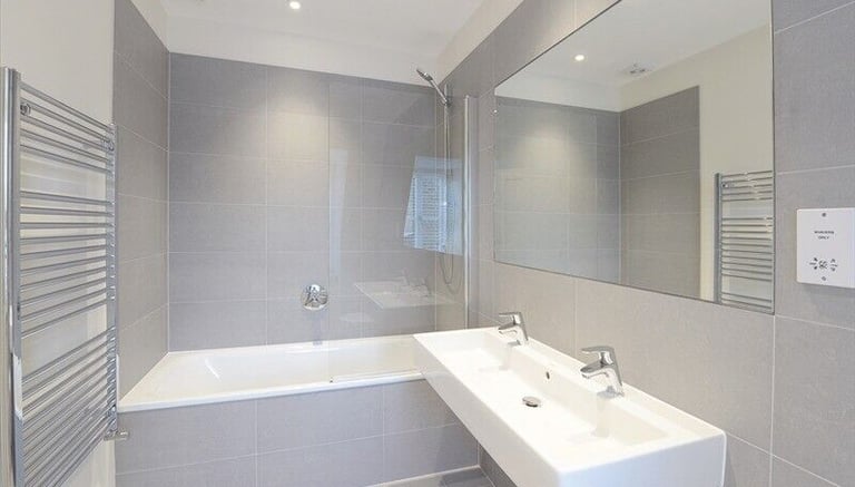 2 BED FLAT HAMLET GARDENS HAMMERSMITH W6 