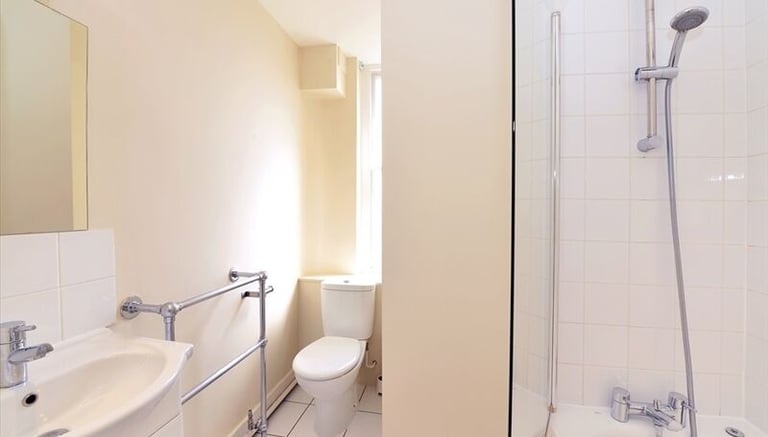 Short Term Let. Fully furnished Studio in Hyde Park available now!!!