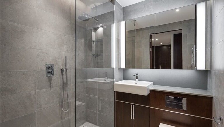 Short Let / Long Let Luxury Furnished 3 bedroom flat in Vauxhall 
