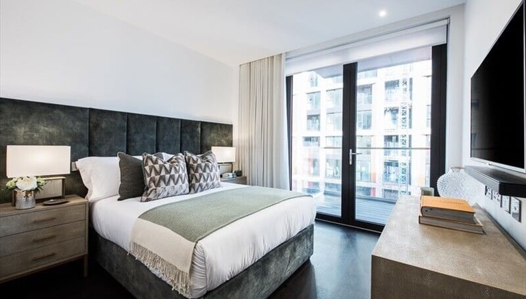 Short Let / Long Let Luxury Furnished 3 bedroom flat in Vauxhall 