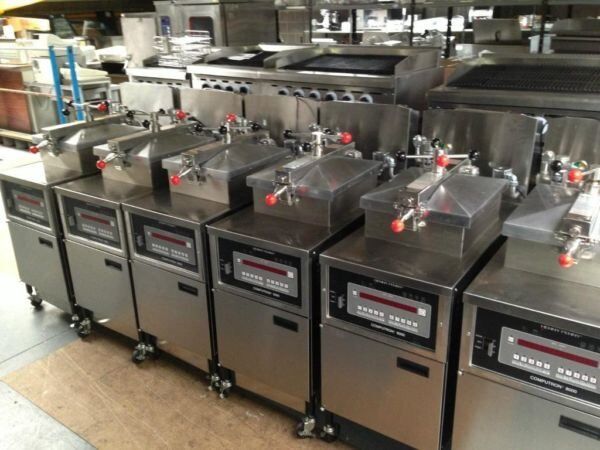 Henny Penny Pressure Fryer with Computron PFG 8000