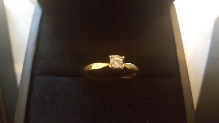 Diamond Solitaire Engagement Ring