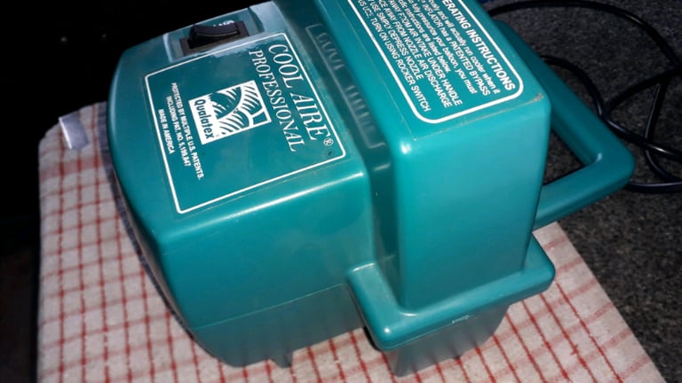 PARTY BALLOONS INFLATOR GOOD WORKING CONDITION AS PHOTOS 