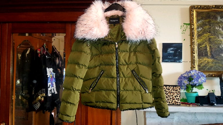 image for Lovely Warm Khaki Puffer Jacket With Pink Fur Collar From Parisian 10