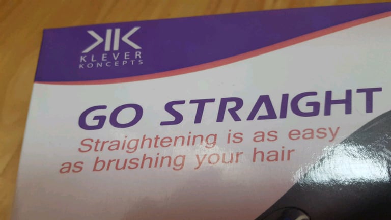 Brand new boxed go straight heat brush