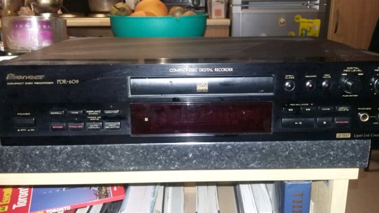 Pioneer compact disc recorder PDR 609. 