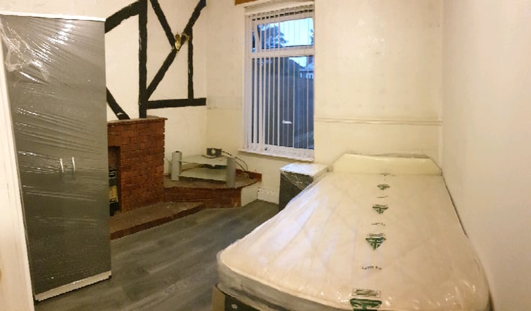 DSS HOUSE KINGSTANDING 268 sidcup road 