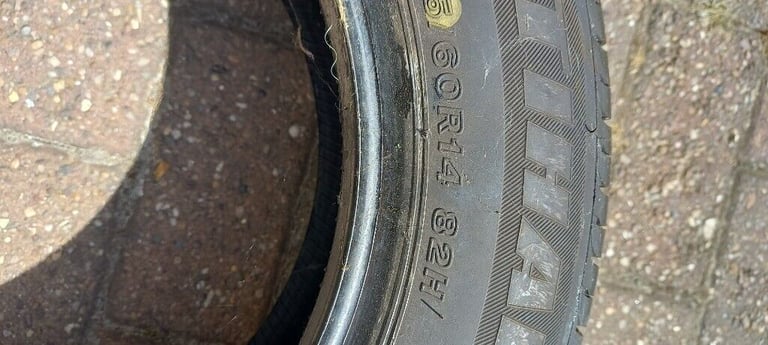 Car tyre (Firestone)185/60R14