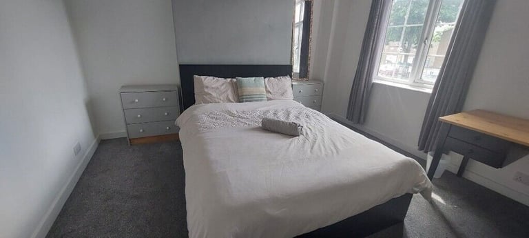 Rooms to rent for 2024/2025 on Alfreton Rd NG7 all bills included 