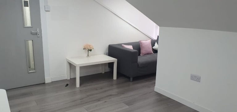 Beauty / Tattoo Studio Spaces to Rent in Glasgow City Centre
