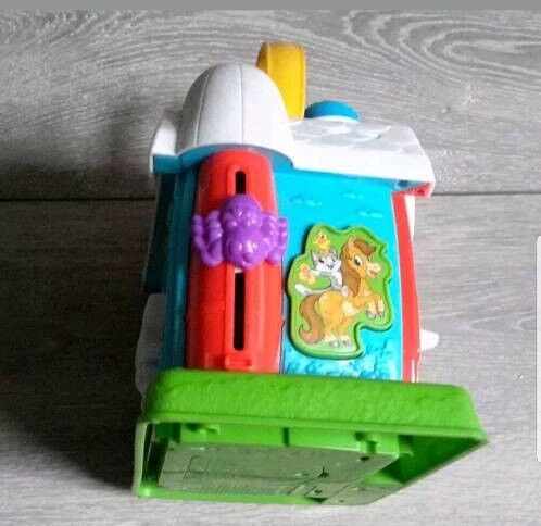 LeapFrog farmhouse