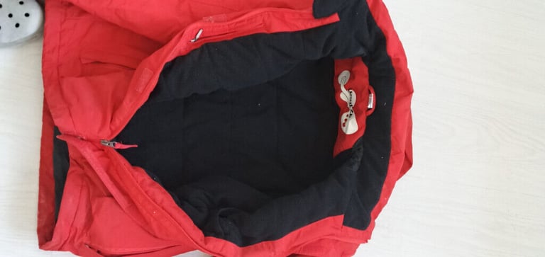 WEDZE Red, SKI JACKET  Size 10 £10