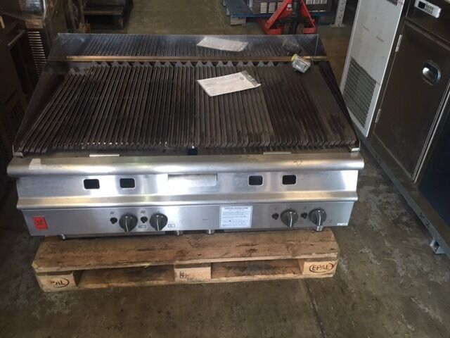 Falcon Dominator Plus Chargrill G31225