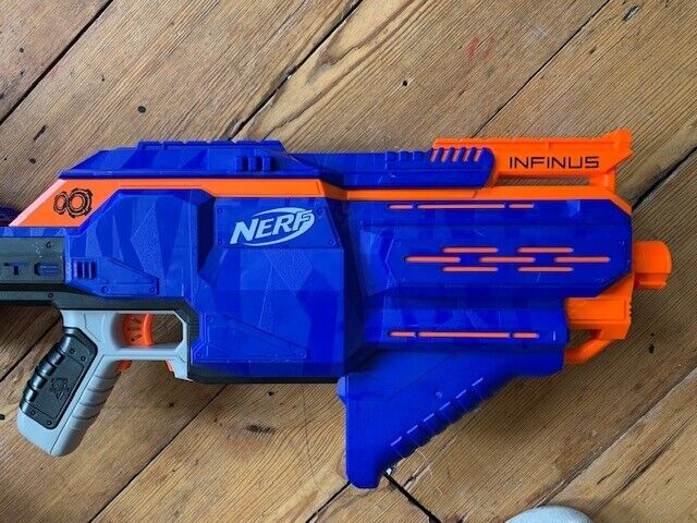 Nerf Infinus Motorised gun