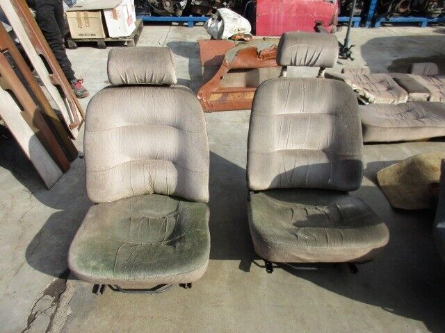Front seats Maserati Biturbo coupè