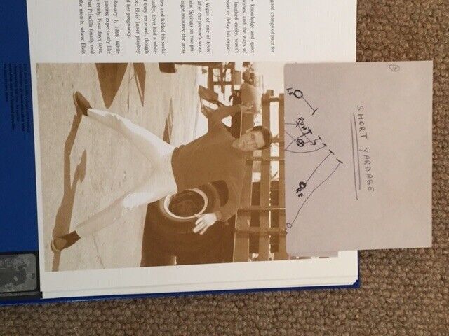 Elvis Book: 'The Elvis Treasures' **AS NEW**