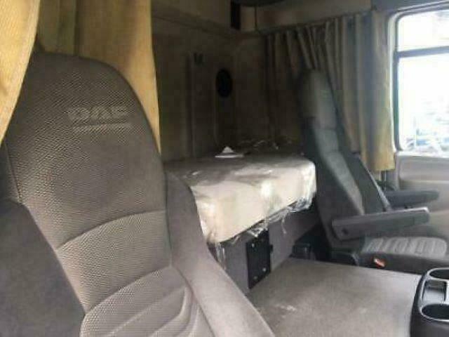 2011 DAF SPACECAB CF65-300 24.5FT CURTAINSIDE BODY