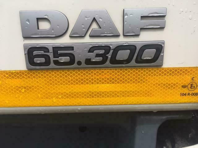 2011 DAF SPACECAB CF65-300 24.5FT CURTAINSIDE BODY