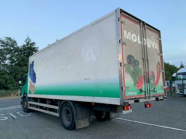 2005 SCANIA P230 4X2 D/CAB 18 TON REFRIDGERATED TRUCK