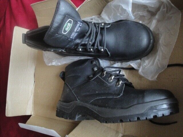 New PU Black Work Boots. Steel midsole & Toe S3 Size 11 (46). Ref C426 . 