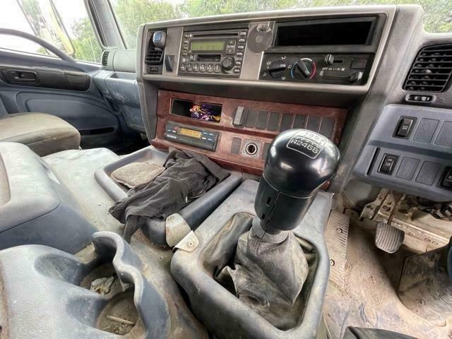 HINO 700 8X4 MIXER