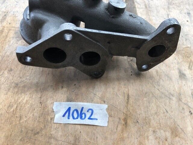 Oil filter support for Ferrari Testarossa