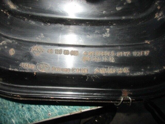 Mercedes 280E air filter housing